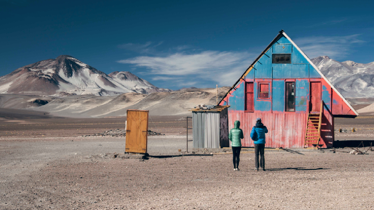 Proyecto “Los 16 de Chile” realiza visita al volcán Ojos del Salado para iniciar diseño de nuevo refugio de montaña con identidad local 