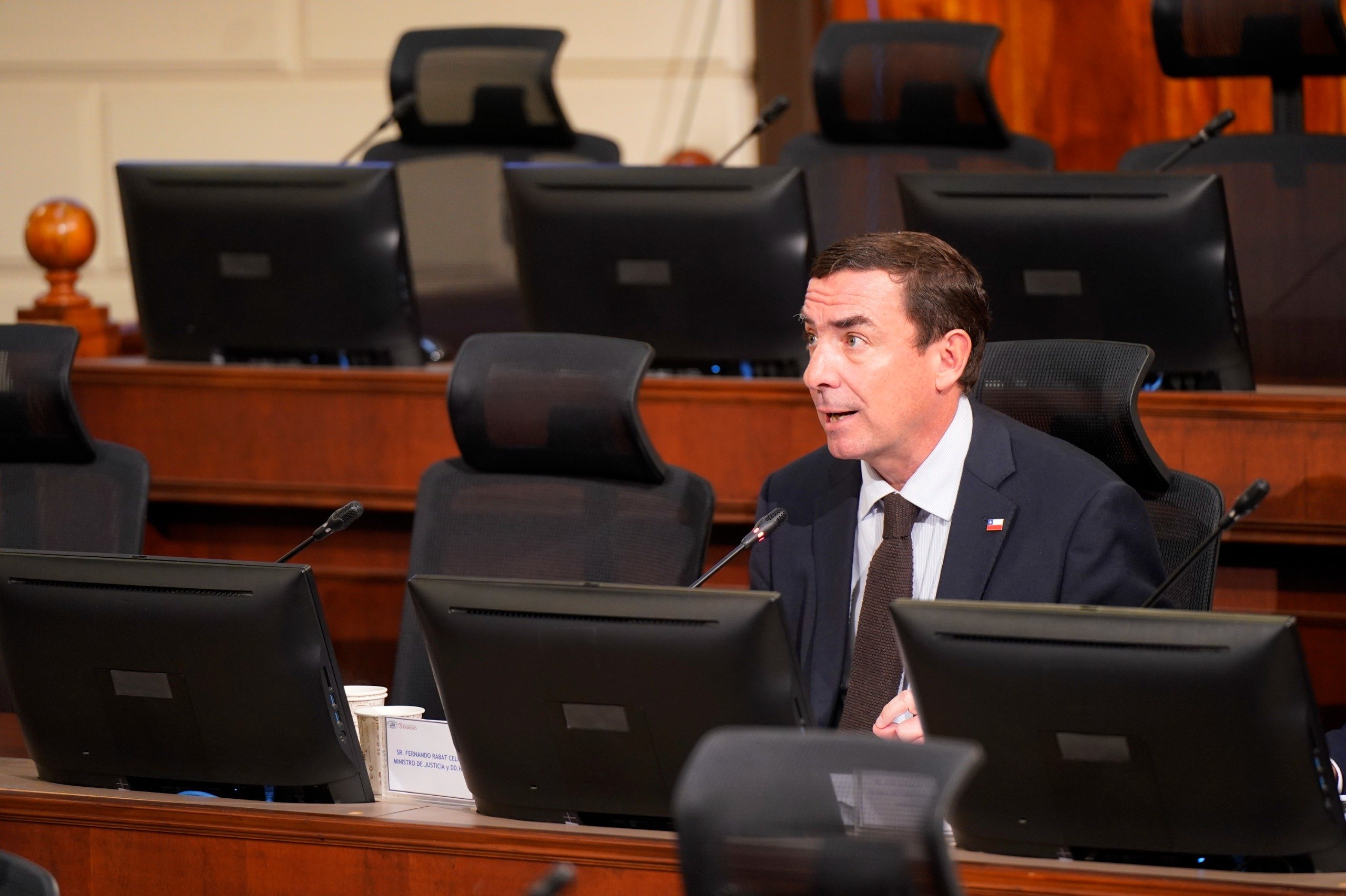 Escala tensión por rebaja de penas: Frente Amplio exige la renuncia del ministro Rabat