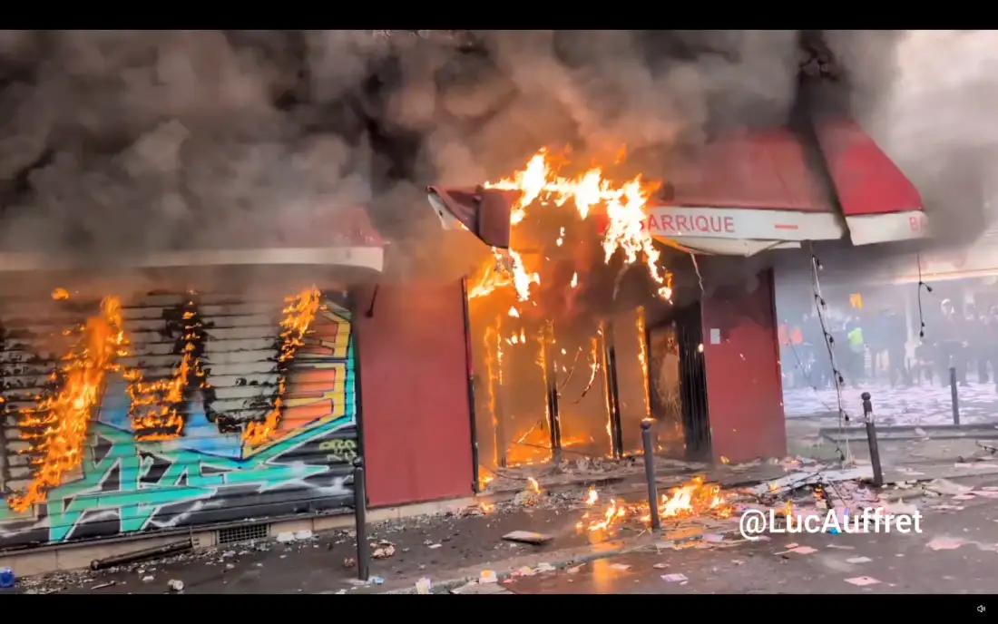 Arde París en nueva multitudinaria protesta de estudiantes, gremios y "Chalecos Amarillos"