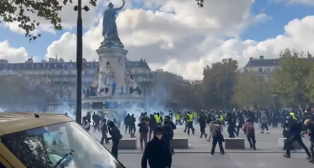 PARISARDE417OCT