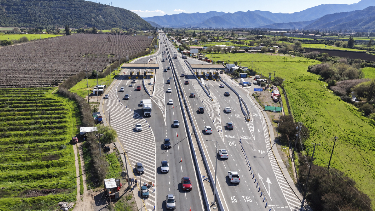 Se proyecta la salida de más de 60 mil vehículos entre viernes y sábado por Ruta 5 Norte con tarifas rebajadas con "Peaje a Luca"